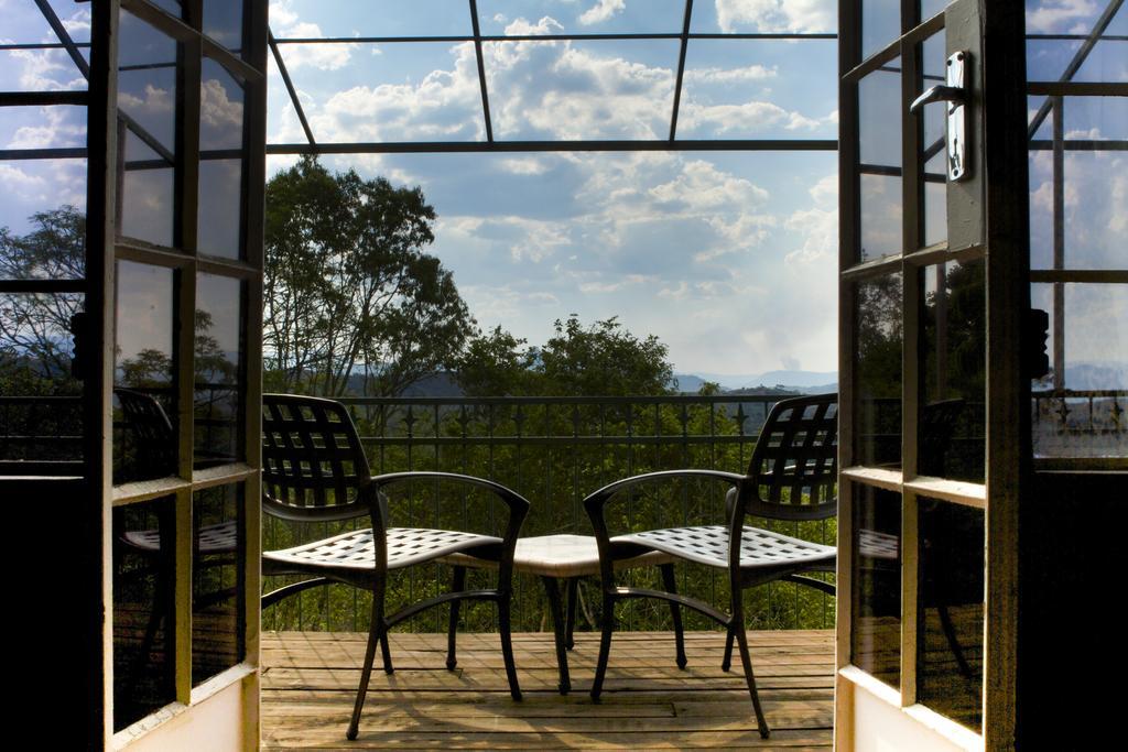Bed and Breakfast Sunset Manor Mbombela Esterno foto