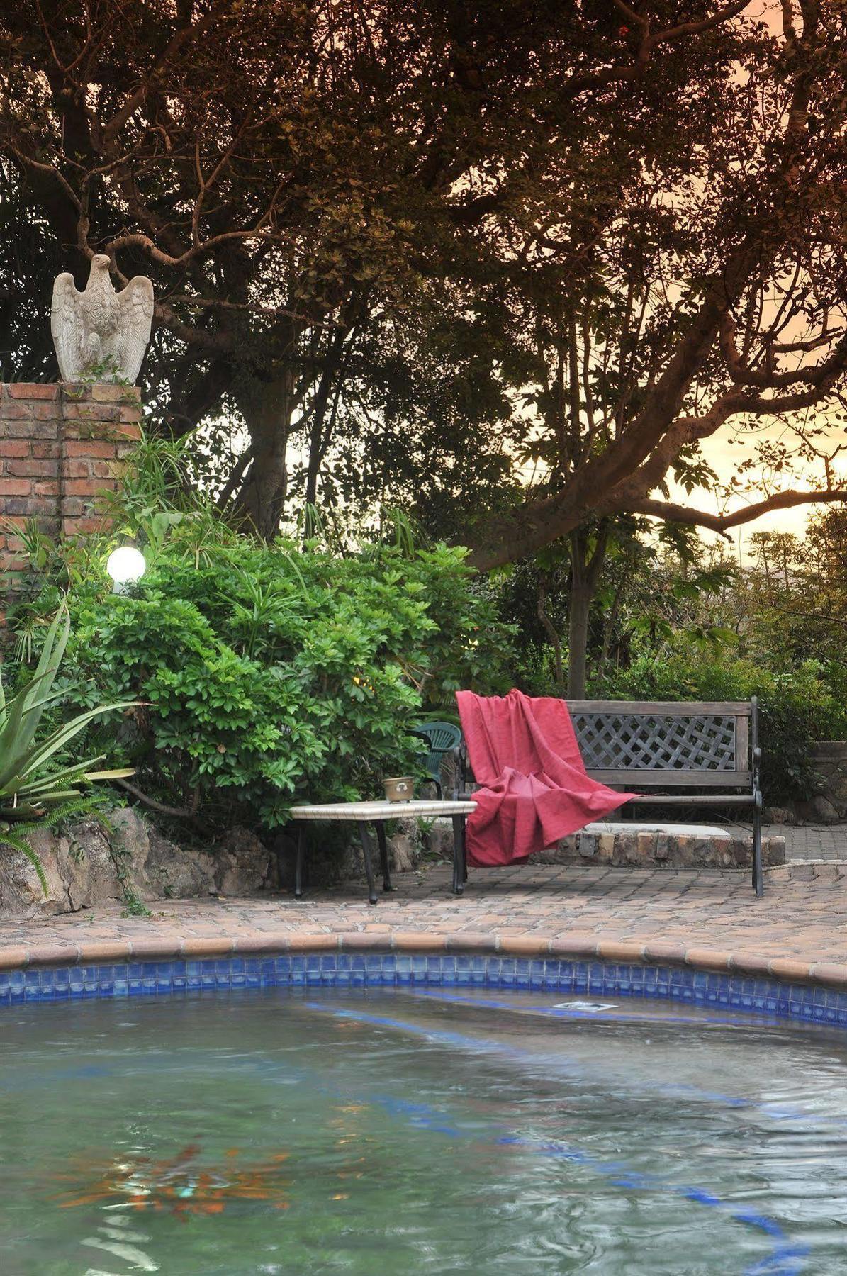 Bed and Breakfast Sunset Manor Mbombela Esterno foto